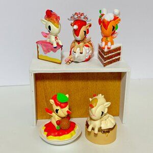 tokidoki Unicornos Figurine Set - Red, Orange, White
